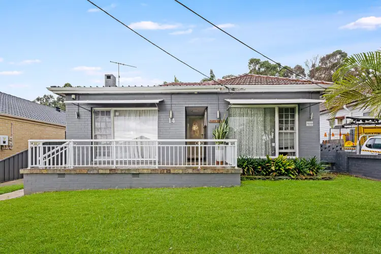 14 Nyora Street