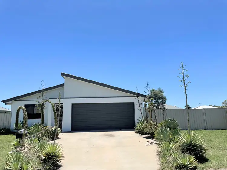 15 Easton Street, Emerald QLD 4720