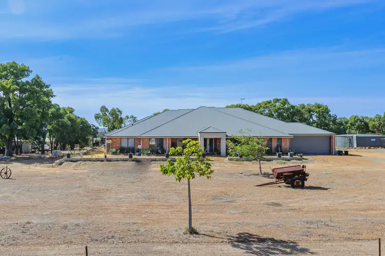 193 Turtledove Drive, Lower Chittering WA 6084