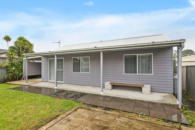 80a Parkes Street, Oak Flats NSW 2529