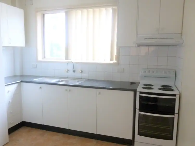 Second view of Homely unit listing, 10/5 St Albans Road, Kingsgrove NSW 2208
