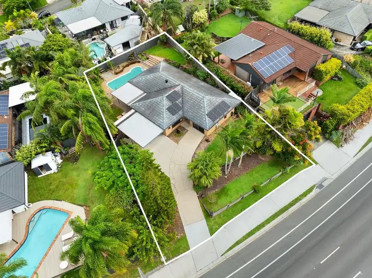 Second view of Homely house listing, 52 Alexander Drive, Highland Park QLD 4211