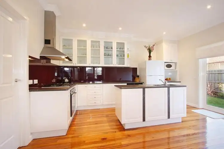 1/14 Simmonds Street, Hughesdale VIC 3166