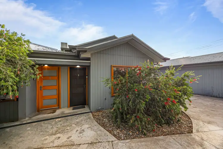 2/54 Peel Street South, Golden Point VIC 3350