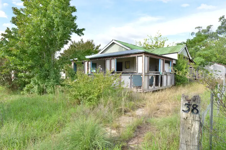 38 GEORGE Street, Binnaway NSW 2395