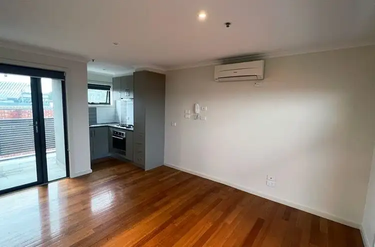 Second view of Homely apartment listing, 7/289-291 Broadway, Reservoir VIC 3073
