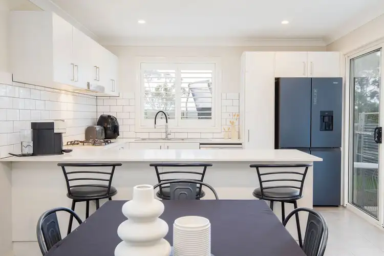 34 Blantyre Road, Macquarie Hills NSW 2285