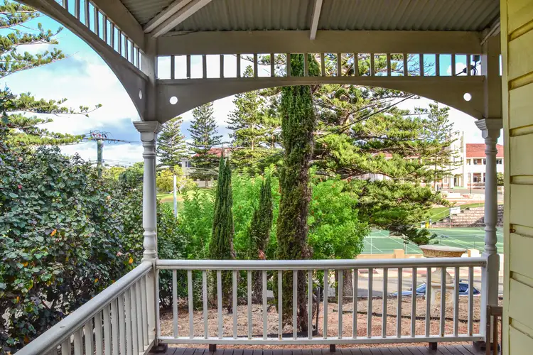 106 Sanford Street, Geraldton WA 6530