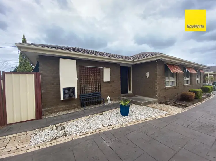 Main view of Homely unit listing, 1/7 Derson Street, St Albans VIC 3021