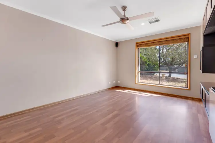 Fifth view of Homely house listing, 9 Valencia Court, Craigmore SA 5114