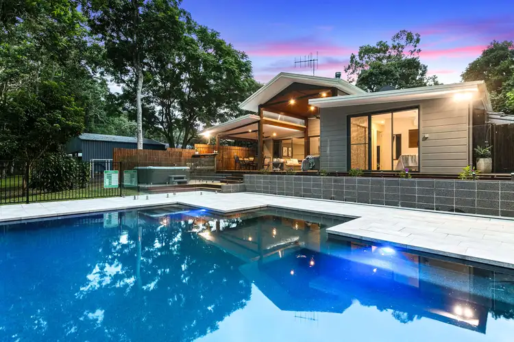 18 Flora Court, Dundowran Beach QLD 4655