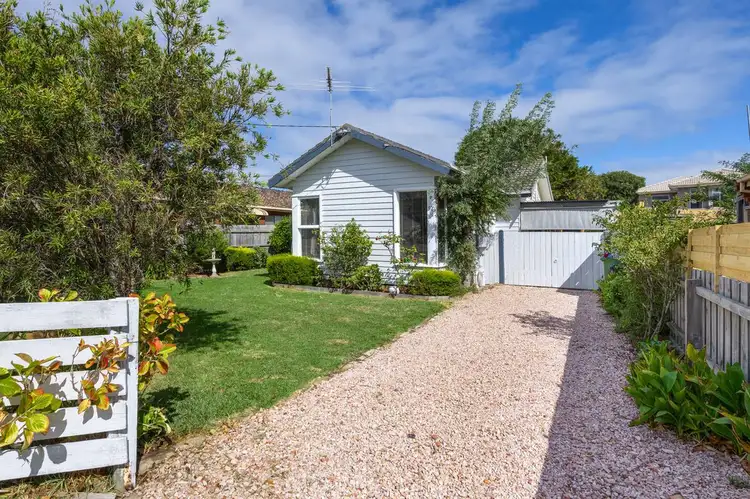 52 Jetty Road