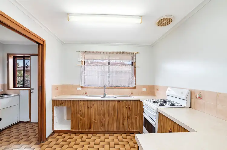 Fifth view of Homely house listing, 1/23 Carmell Drive, Warrnambool VIC 3280
