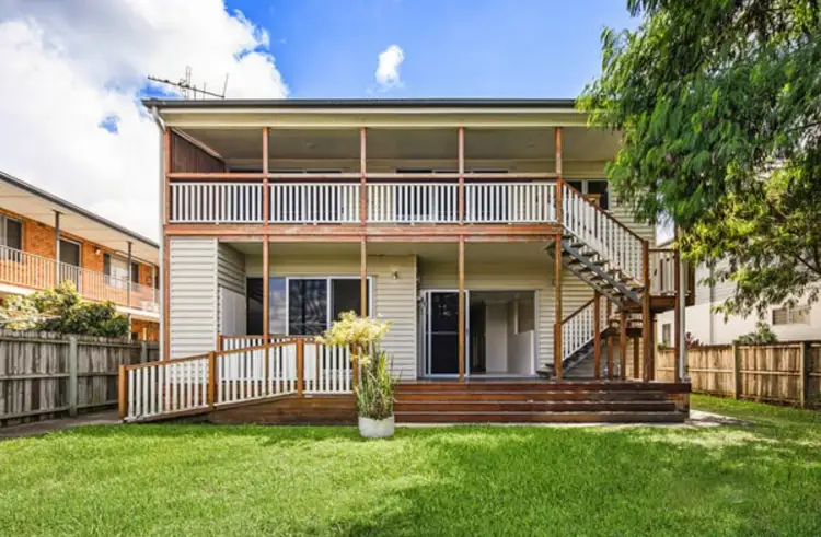 19 Raceview Avenue, Hendra QLD 4011