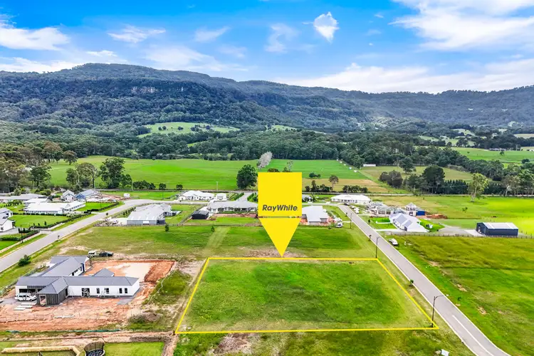 8 Sugar Glider Drive, Tapitallee NSW 2540