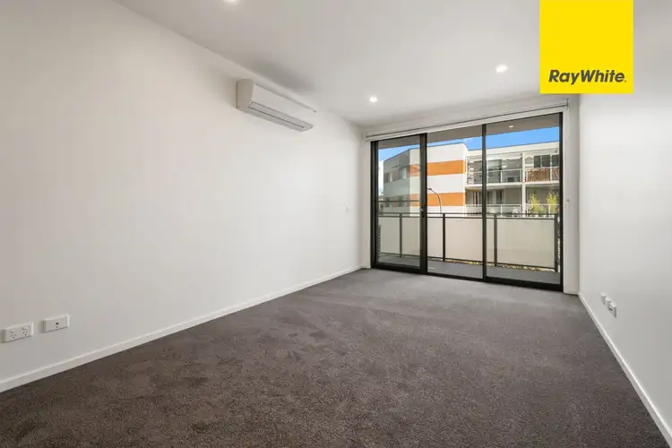 2 Hinder Street