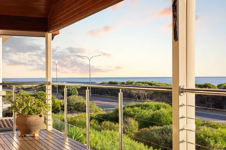 2 Mabena Place, Ocean Reef WA 6027