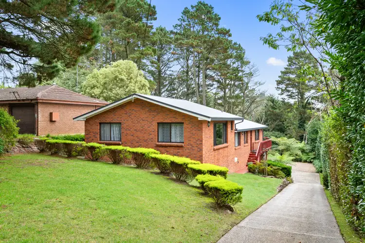 87 Leura Mall