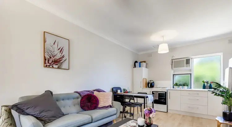 8/8a Jervois Street, Glenelg North SA 5045