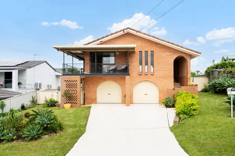 10 Mungo Place