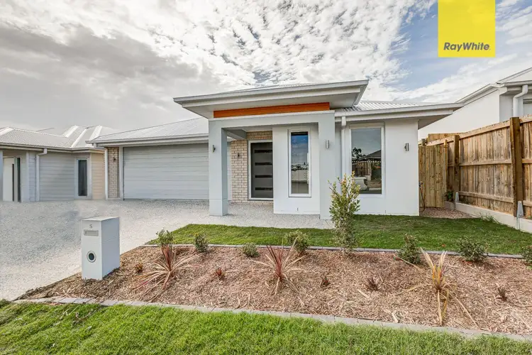 5 Binking Street, Ripley QLD 4306