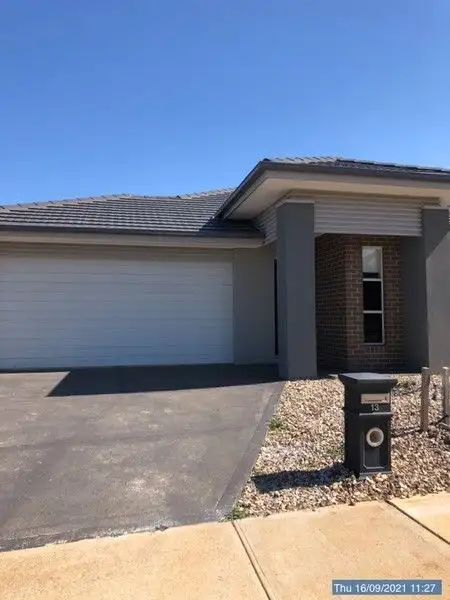13 Crawford Rise, Cobblebank VIC 3338