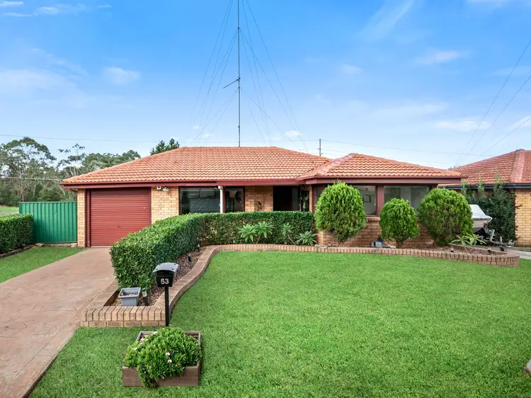 53 Pinaroo Crescent, Bradbury NSW 2560