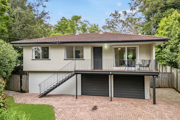 7 Cougar Street, Indooroopilly QLD 4068