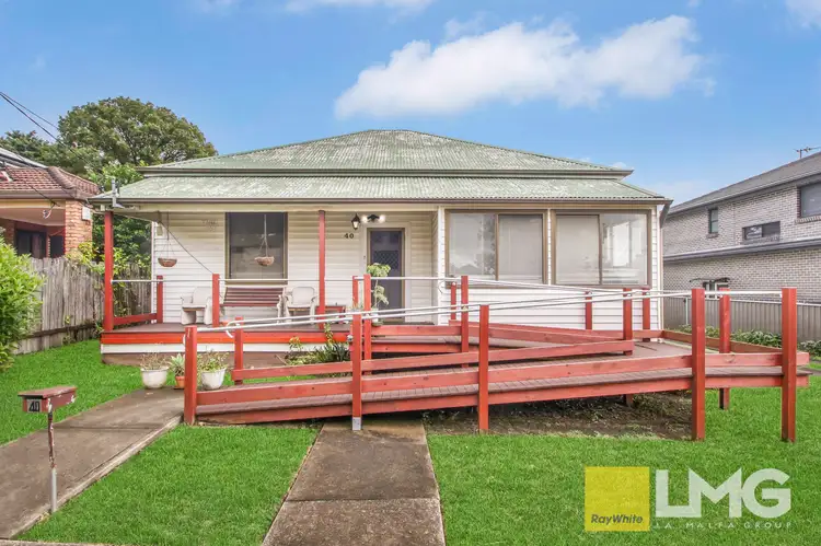 40 Seventh Avenue, Berala NSW 2141