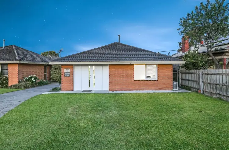 1/15-17 Browns Road, Clayton VIC 3168
