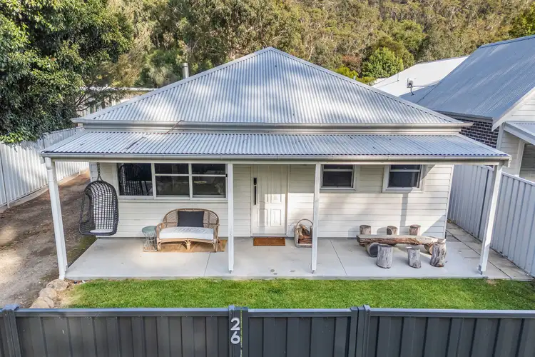 26 Grampians Road, Halls Gap VIC 3381