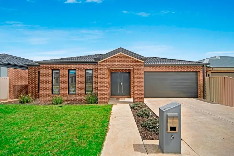 8 Seaford Street, Alfredton VIC 3350