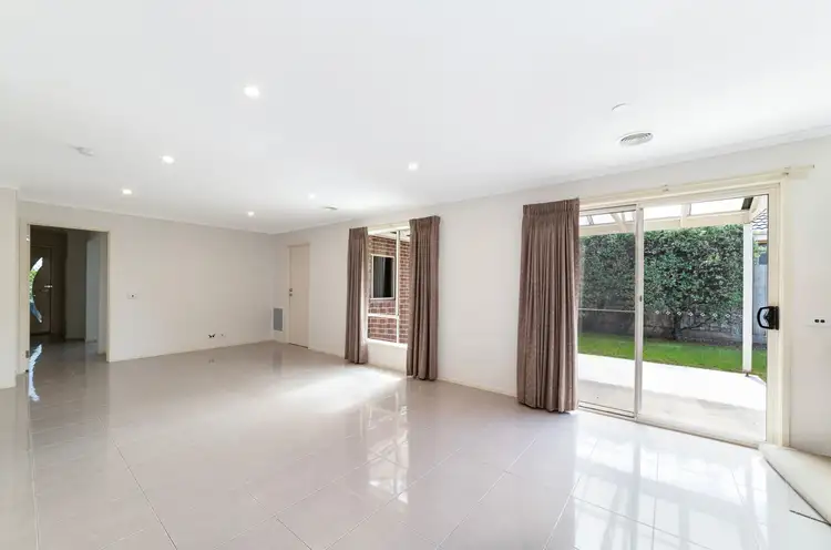 Fifth view of Homely house listing, 15 Adriana Crescent, Warrnambool VIC 3280