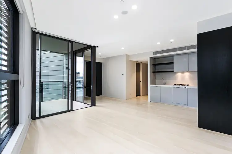 21 Barangaroo Avenue
