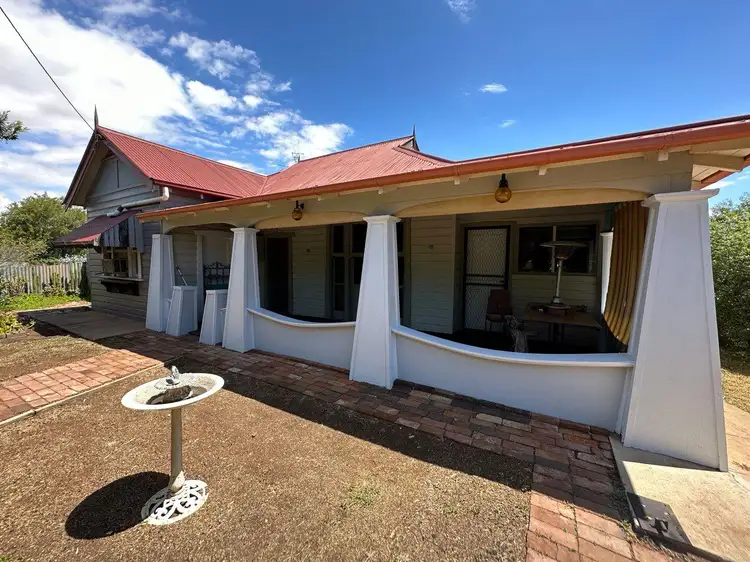96 Euchie Street, Peak Hill NSW 2869
