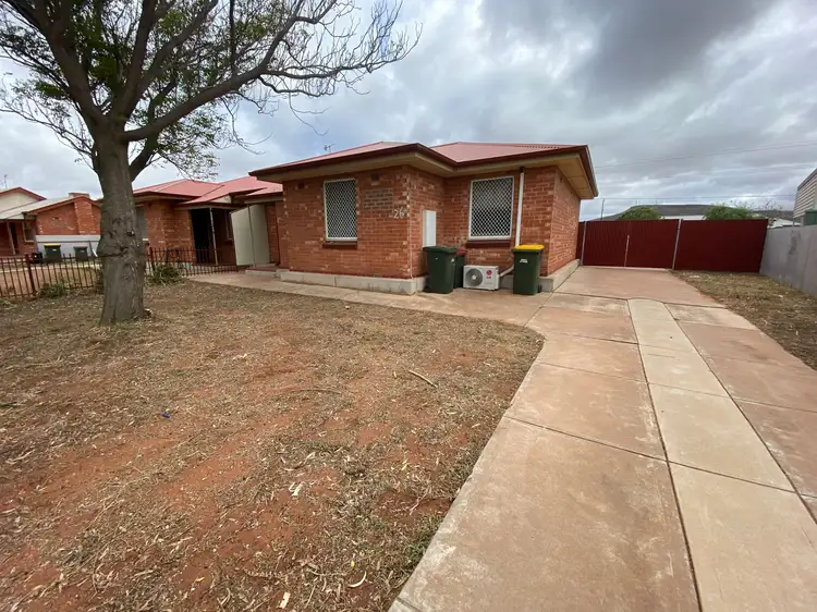 26 Murphy Crescent