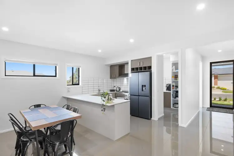 Fourth view of Homely house listing, 8 Rinella Way, Werribee VIC 3030