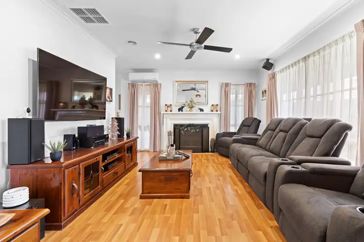 Second view of Homely house listing, 4 Gum Close, Hoppers Crossing VIC 3029