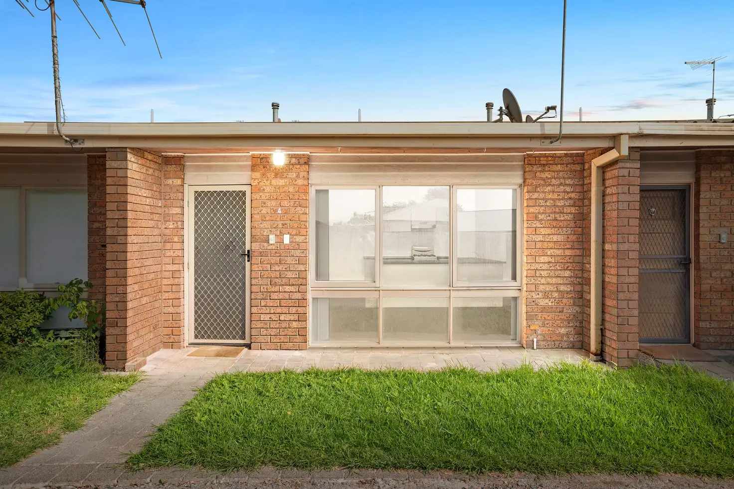 Main view of Homely unit listing, 4/2B John Street, Lilydale VIC 3140