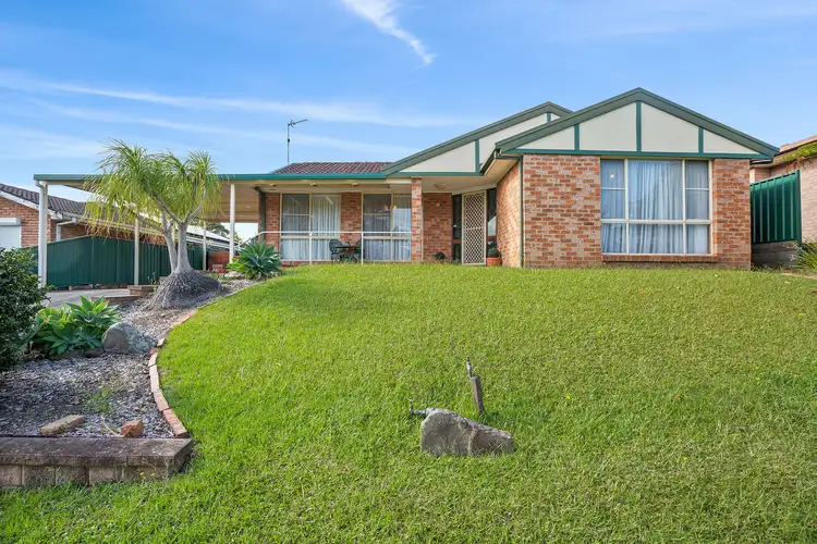 18 Richmond Place, Albion Park NSW 2527