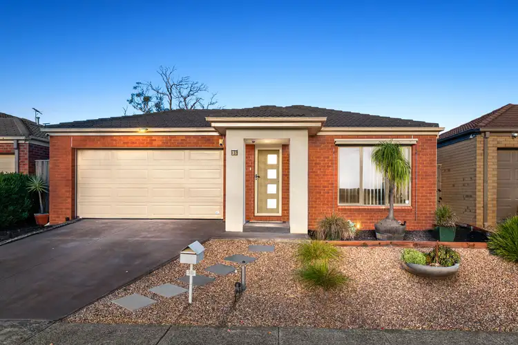38 Mirrabucca Promenade