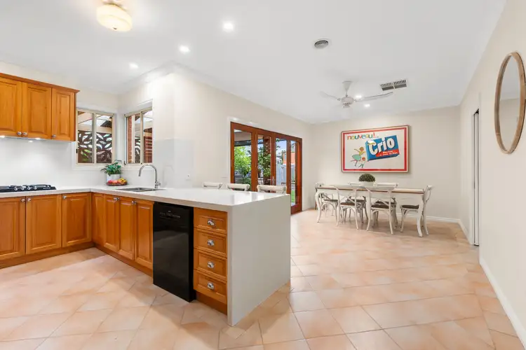Fifth view of Homely house listing, 4 Kingfisher Place, South Morang VIC 3752