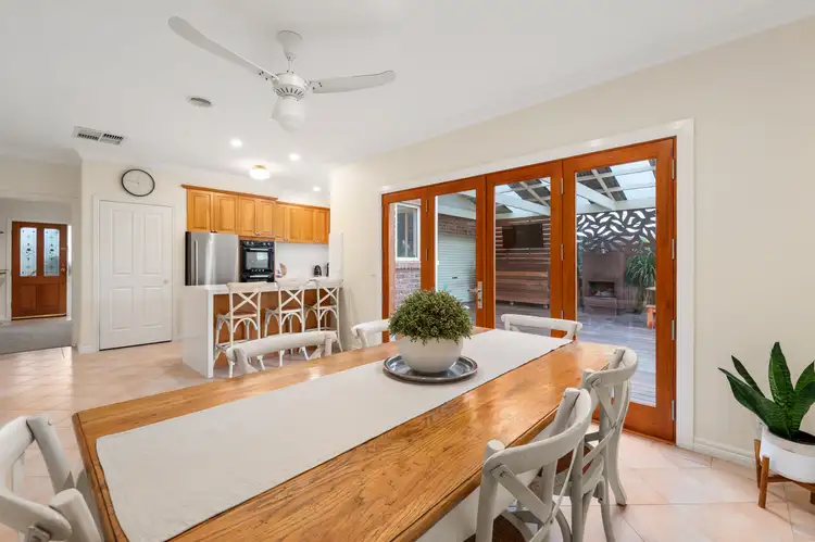Sixth view of Homely house listing, 4 Kingfisher Place, South Morang VIC 3752
