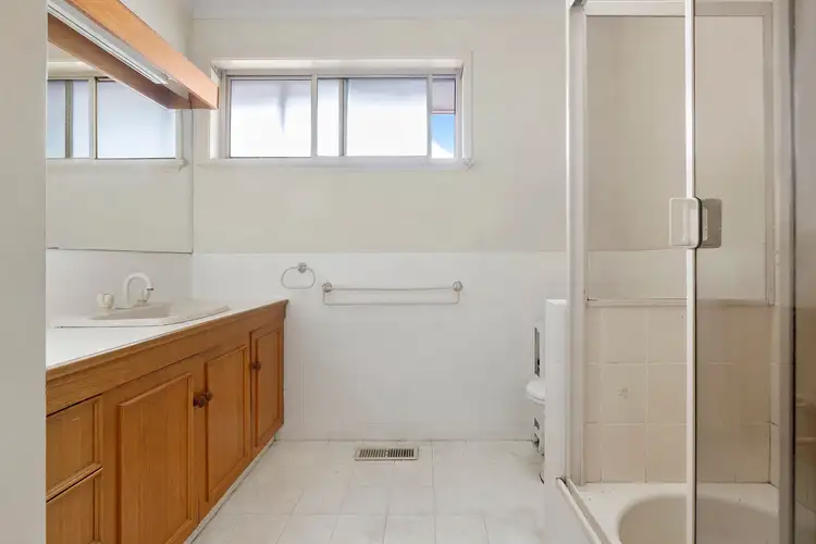 Sixth view of Homely house listing, 10 Aleppo Crescent, Frankston North VIC 3200