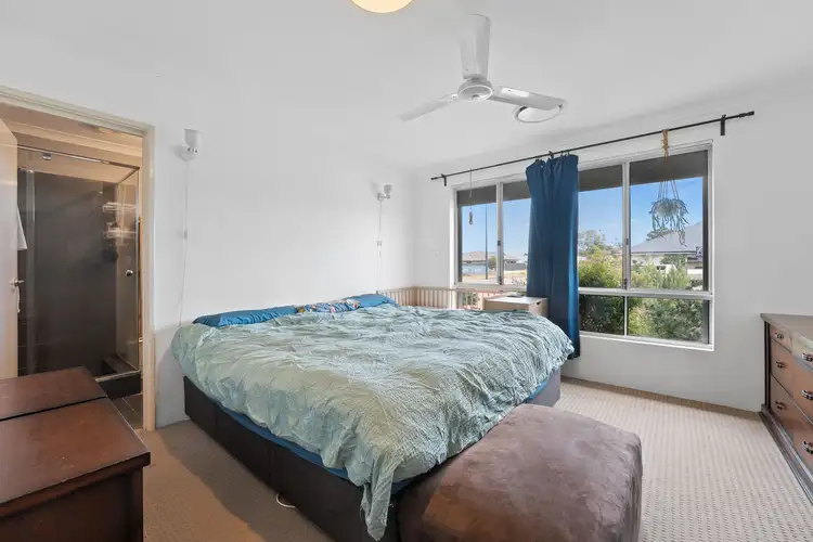 Sixth view of Homely house listing, 2 Ingarfield Green, Baldivis WA 6171
