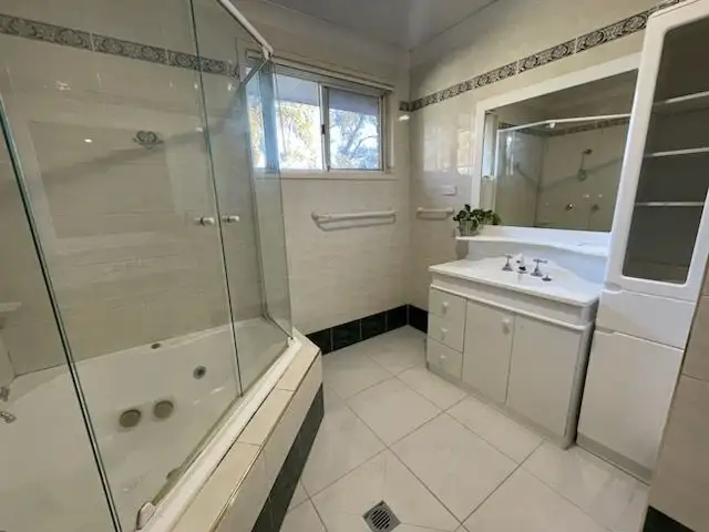 Fifth view of Homely house listing, 8 Glenbrook Place, The Oaks NSW 2570