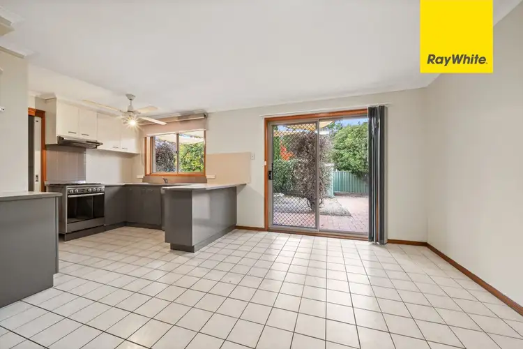 14 Kilburn Close, Dunlop ACT 2615