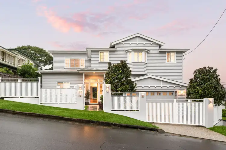 67 Brinawa Street, Camp Hill QLD 4152
