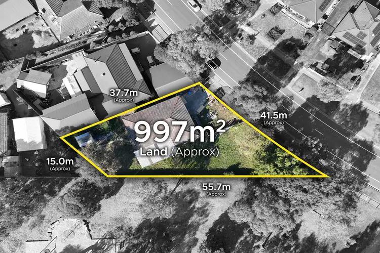 38 Oaktree Drive, Hampton Park VIC 3976