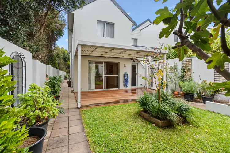 37 Williamson Way